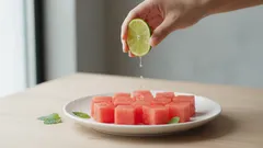 スイカにライムを絞るべき理由――一口食べた瞬間からその効果に驚く